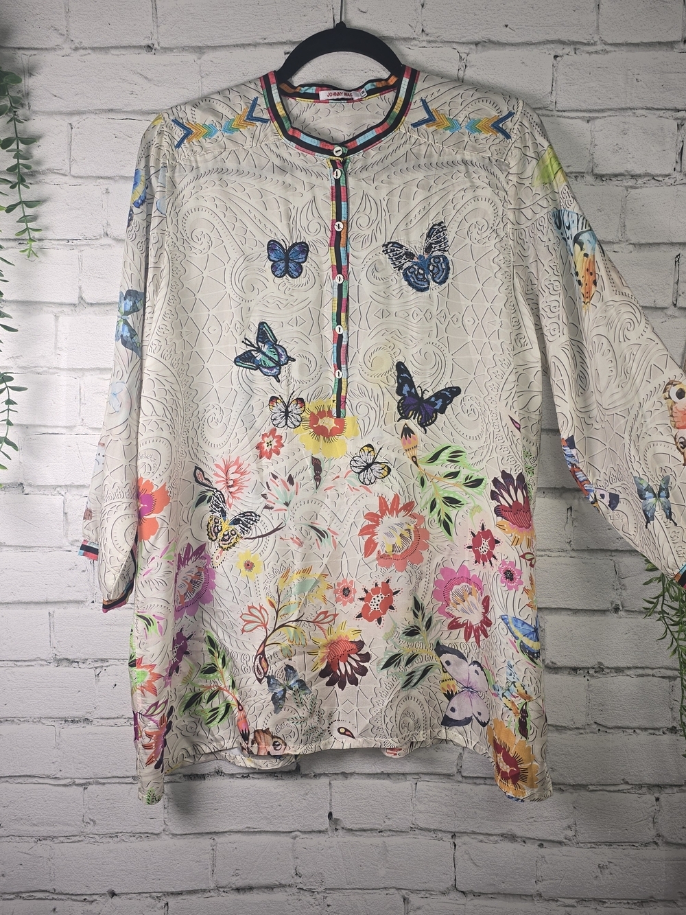 JOHNNY WAS KENDRA SILK TUNIC CREAM EMBROIDERD BUTTERFLIES FLORAL WOMENS MED